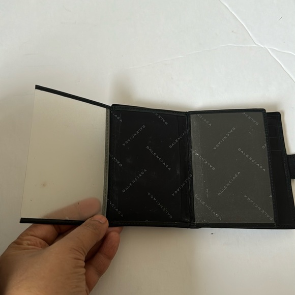 Vintage Balenciaga wallet - Picture 10 of 15